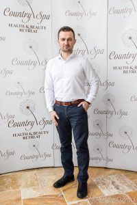 Dr. Oltjon Cobani la Country Spa Snagov, unde face tratamente Ultherapy